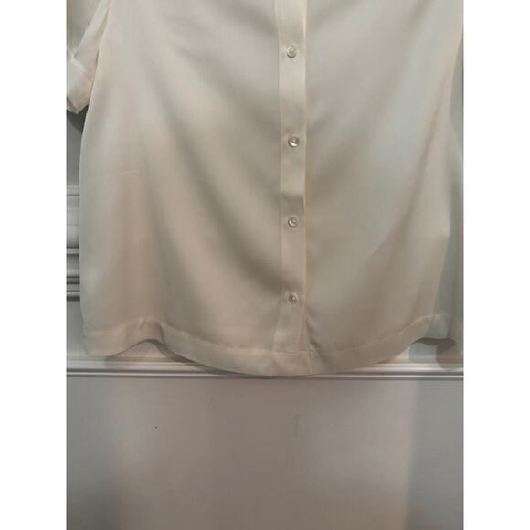 Quince Silk Blouse Button Down Short Sleeve Small Office Professional NEW - Picture 3 of 4